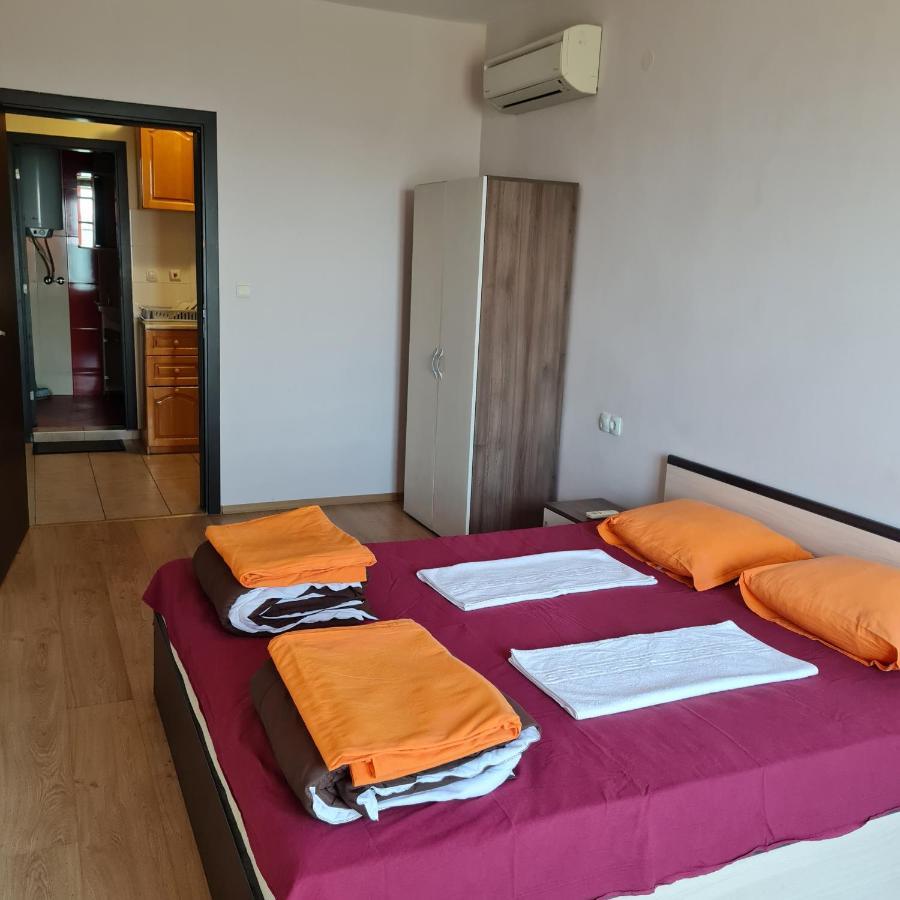 Елка Apartamento Burgas Exterior foto
