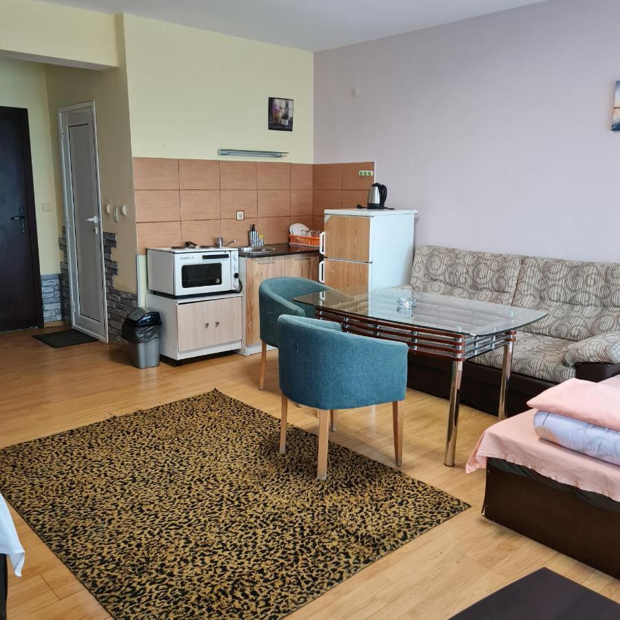 Елка Apartamento Burgas Exterior foto