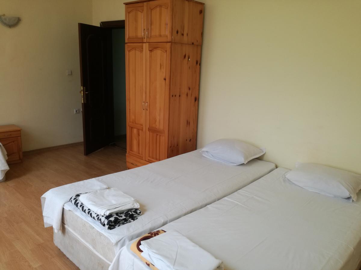 Елка Apartamento Burgas Exterior foto