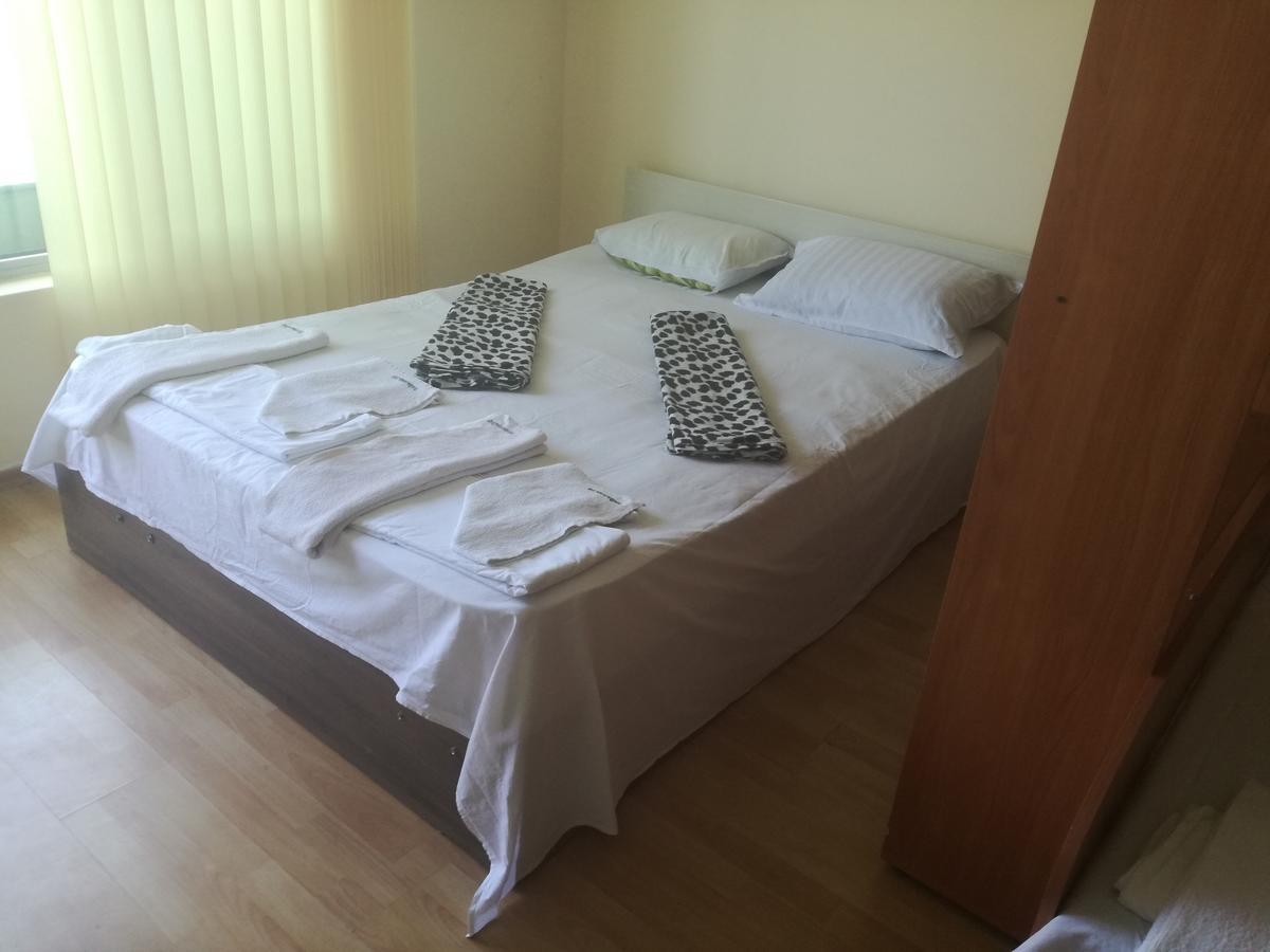 Елка Apartamento Burgas Exterior foto