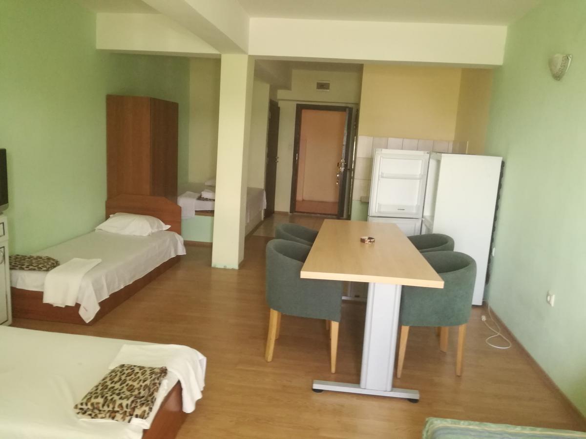 Елка Apartamento Burgas Exterior foto